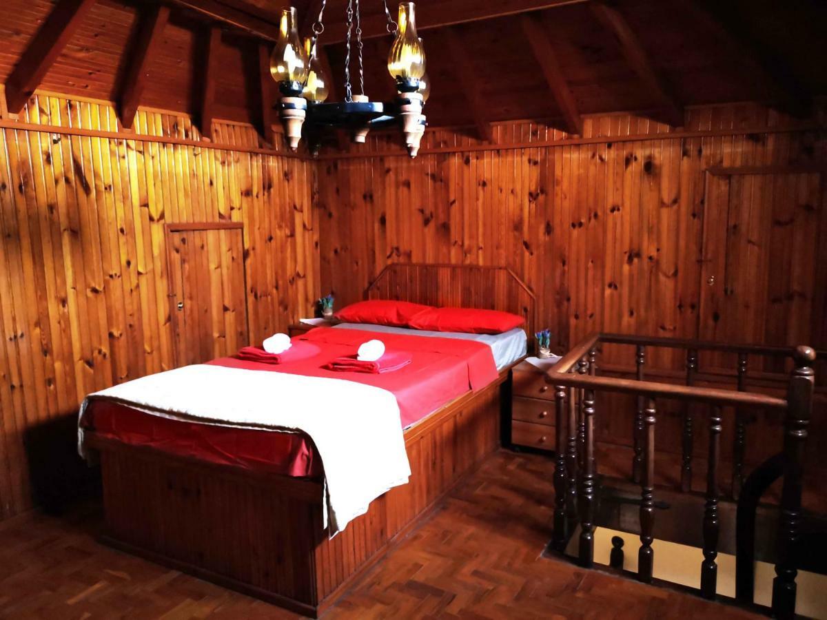 Joel's Big And Cosy Close To The 公寓 Neo Epivates