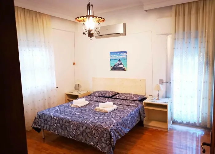 Joel\'S Big And Cosy Apartment Close To The Beach